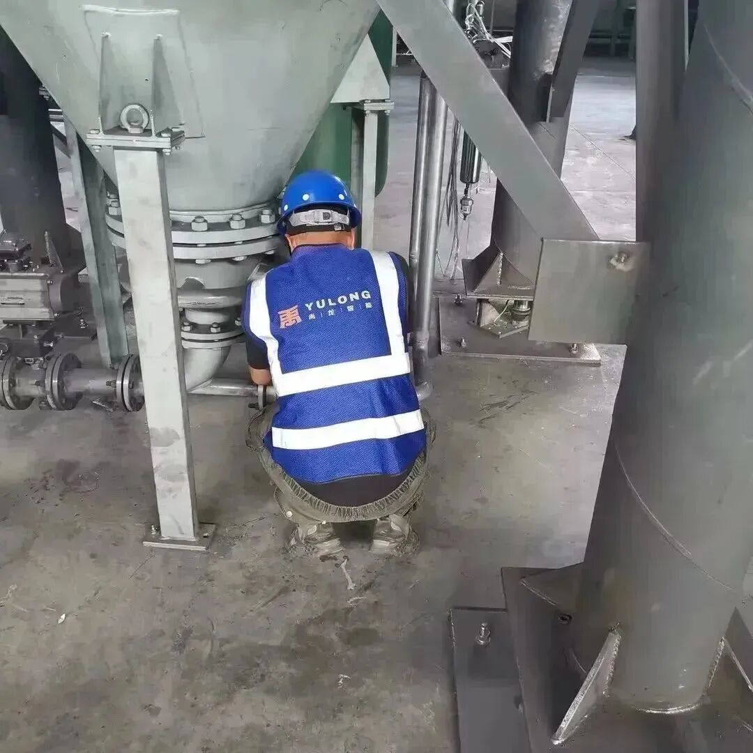 6400A4DC7OV.jpg